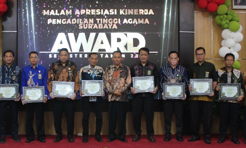 award pak panitera